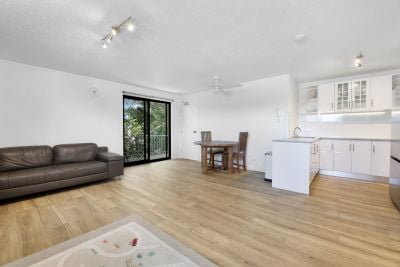 Labrador 5/61 Frank Street