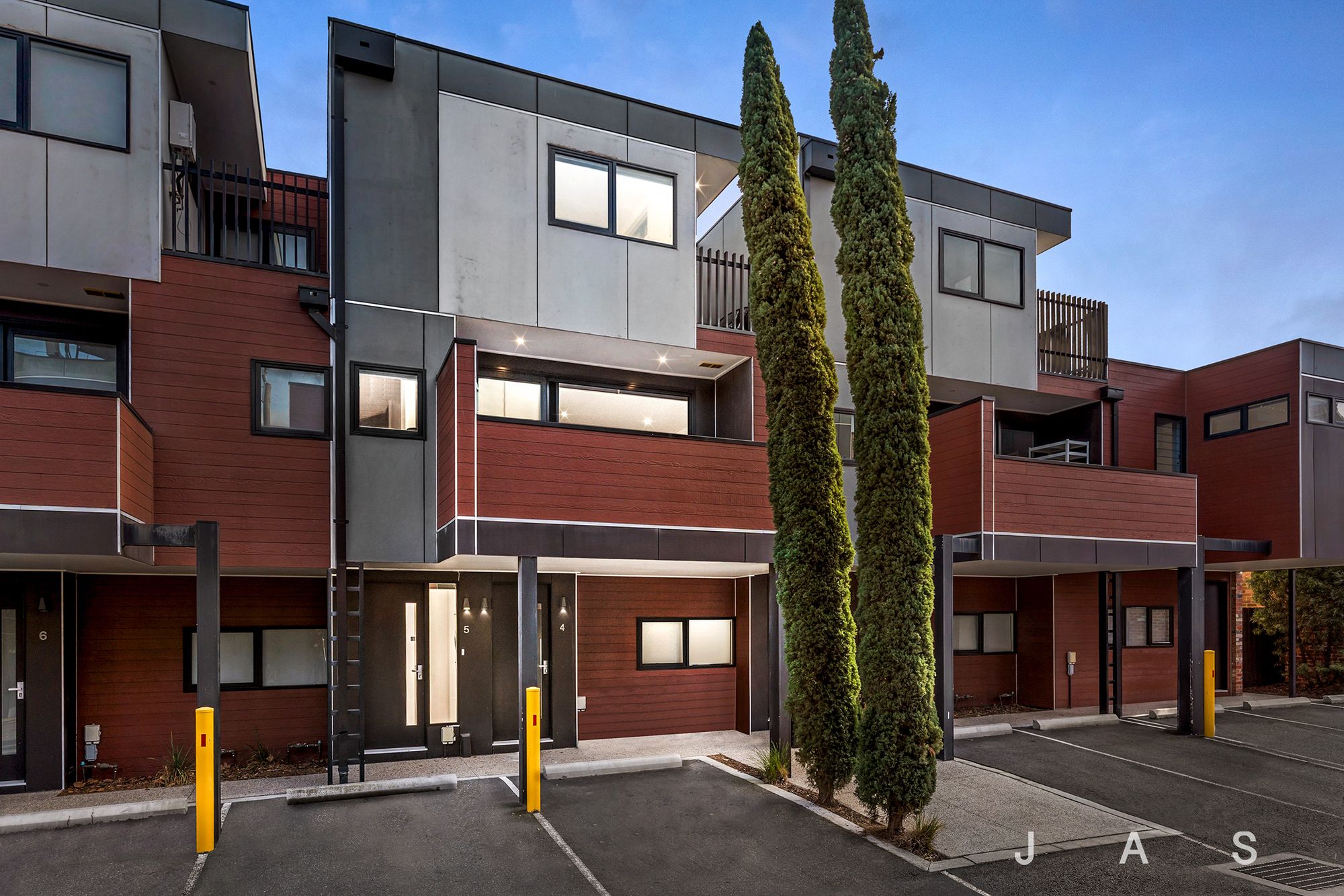 5/25 Somerville Road Yarraville VIC, Yarraville - Image 1