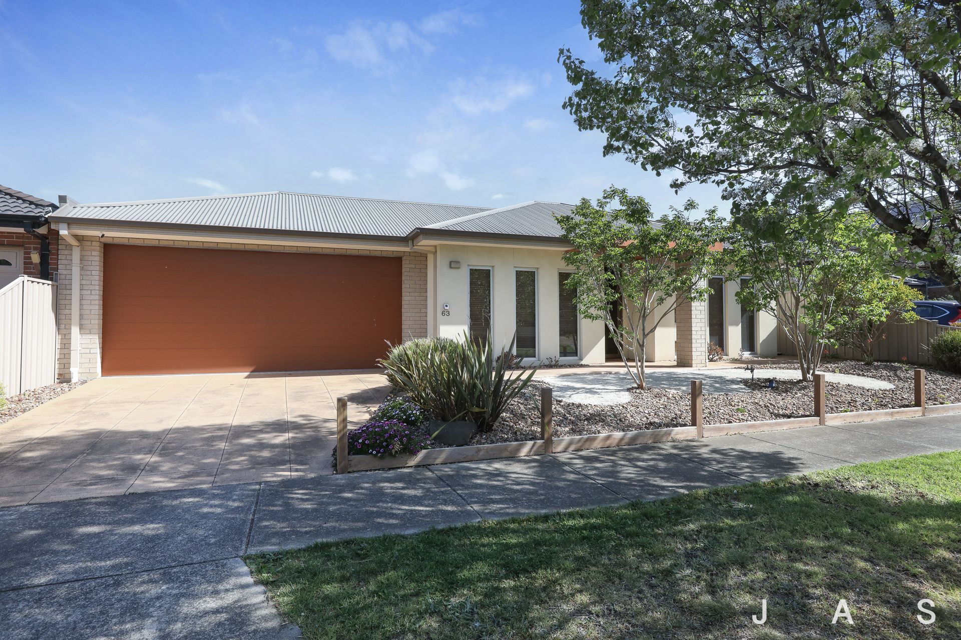 63 Ruby Way Braybrook VIC, Braybrook - Thumbnail 2