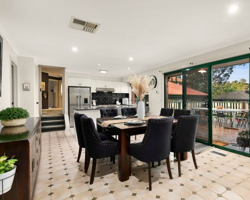 15-16 Cityview Court, Eltham