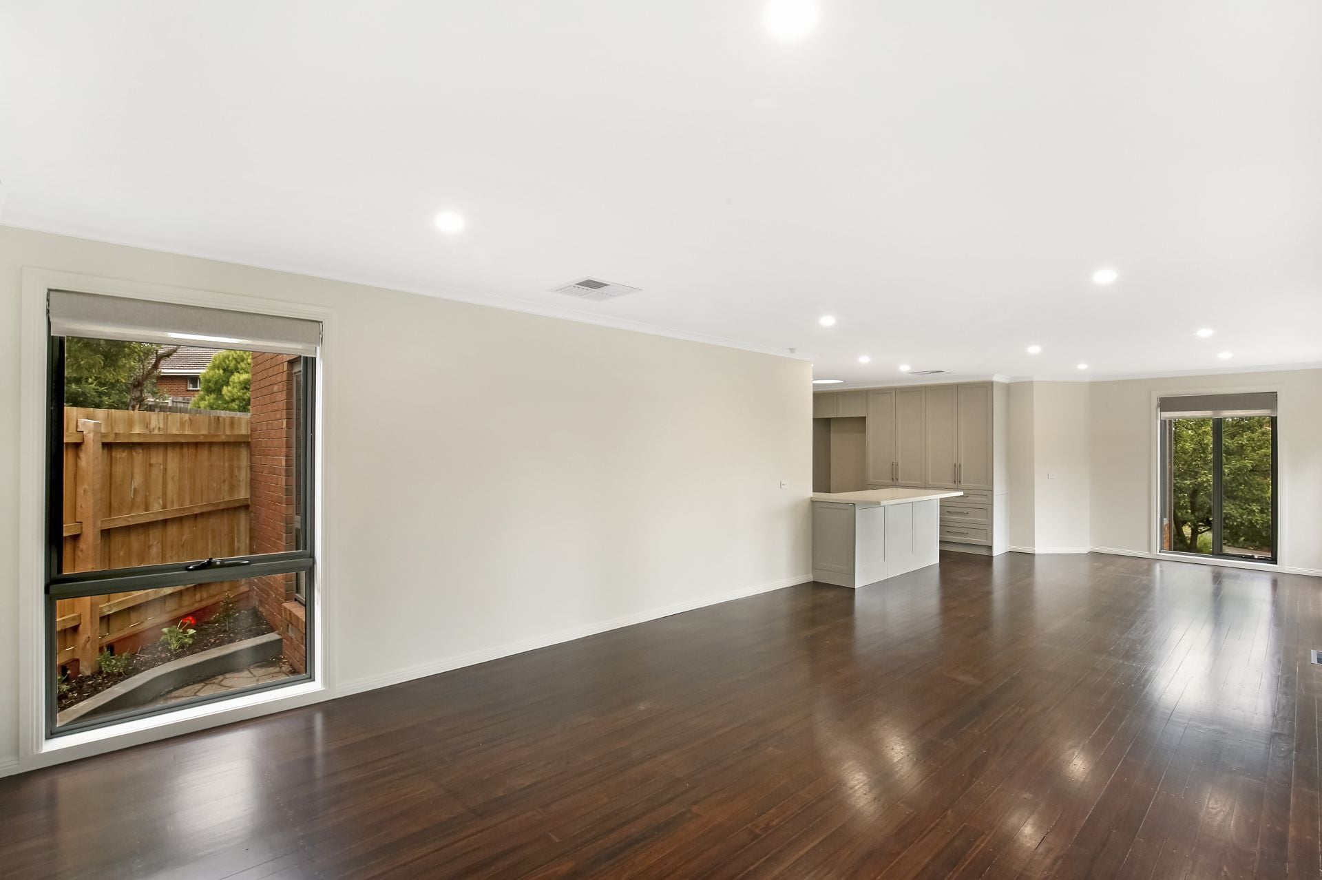 Executive Family Luxury Living in Ivanhoe
