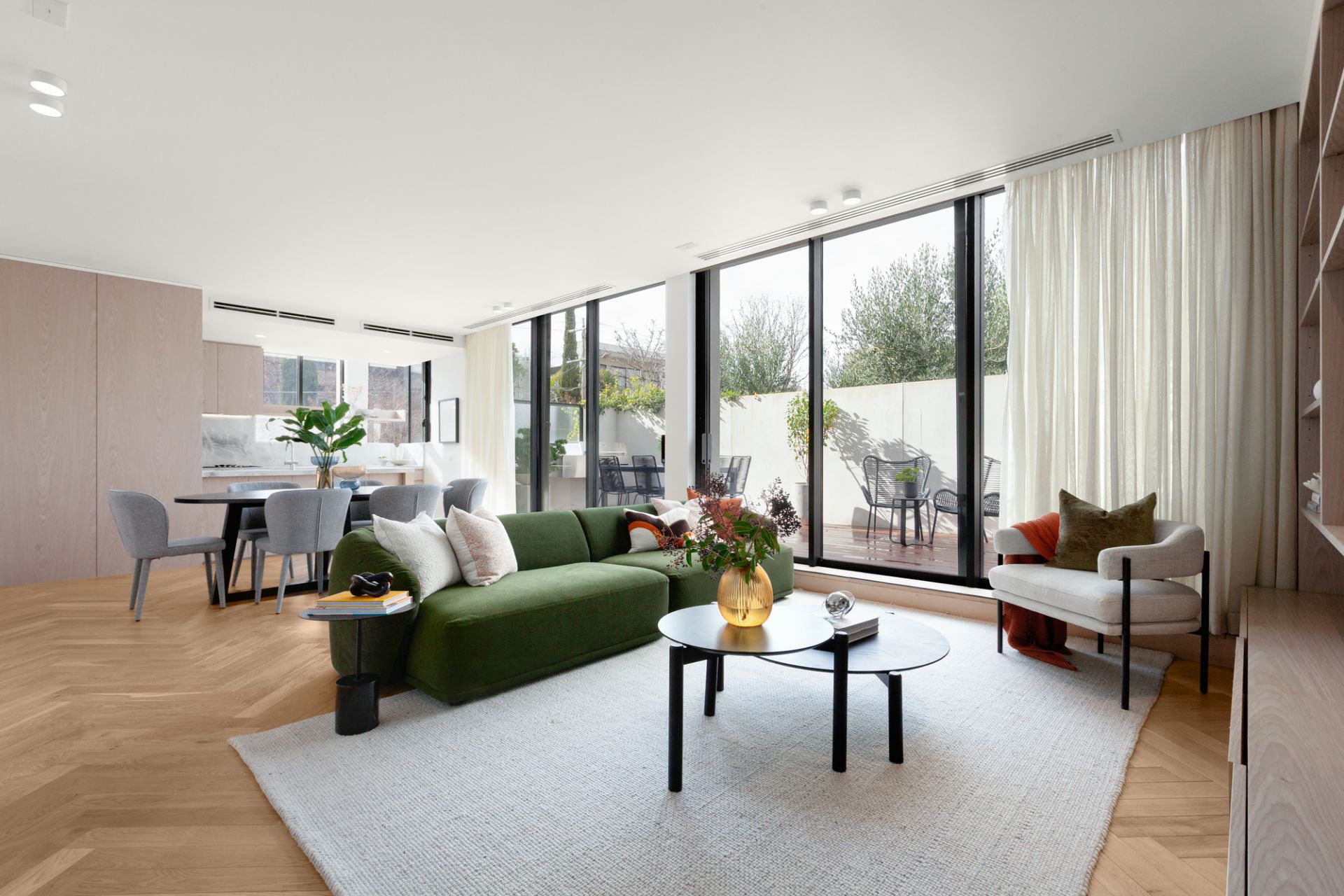 4/6 Brookville Road, Toorak, Toorak - Thumbnail 2