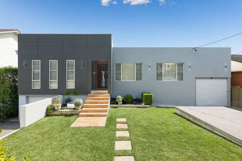 17 Gillham Avenue CARINGBAH SOUTH 2229