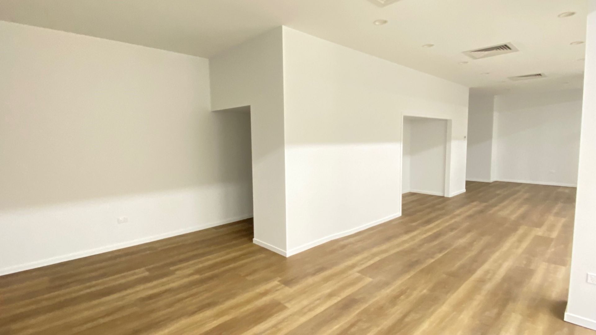 2/133 Bourbong Street