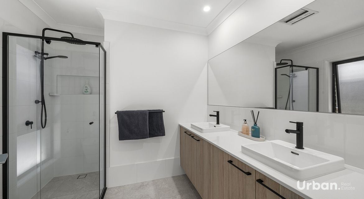 Box Hill 10 Campolina Street