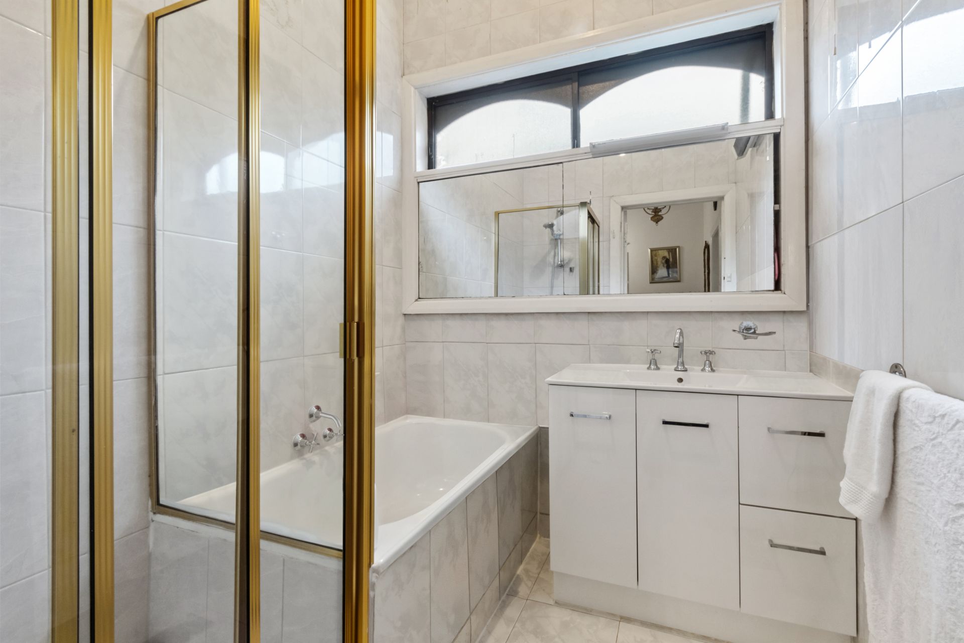 Charming Mid-Century Gem In Family-Friendly Thornbury