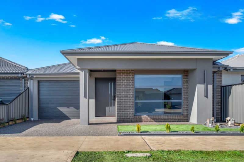 300 Highlander Drive, Craigieburn