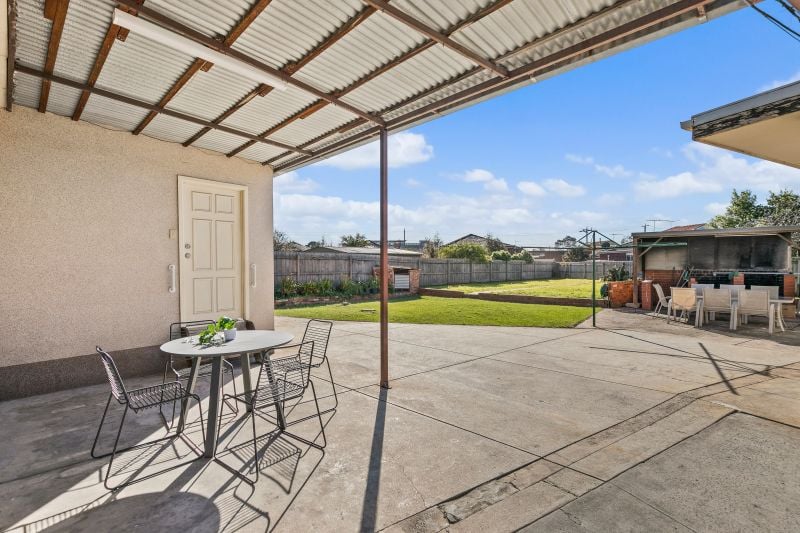 16 Blackwood Street, Lalor