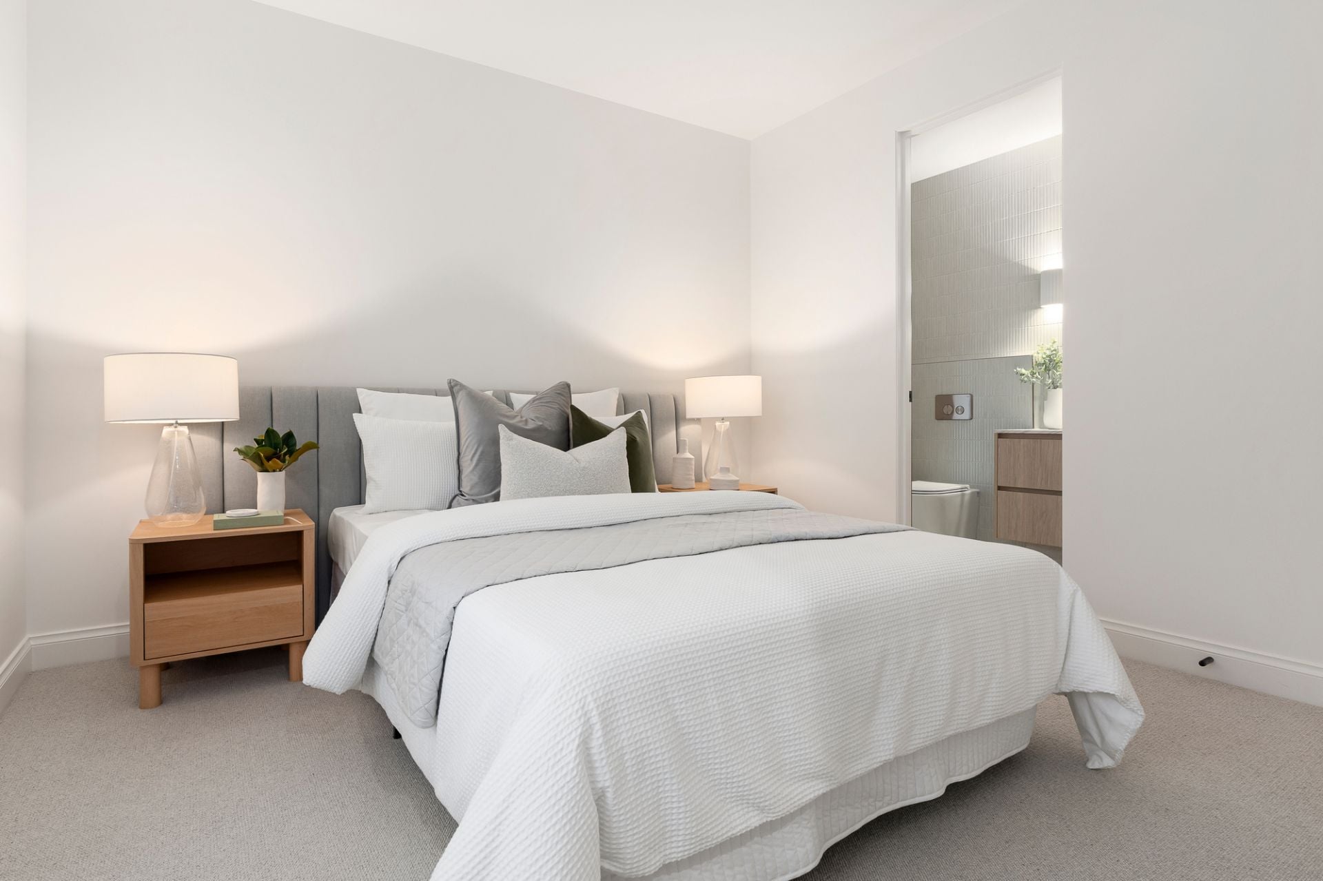 134d Linacre Road, Hampton, Hampton - Thumbnail 7
