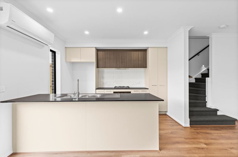 8 Parallax Walk, Wollert