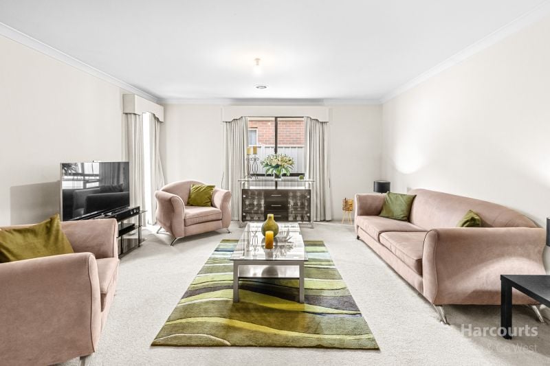 54 Springlake Avenue, Caroline Springs