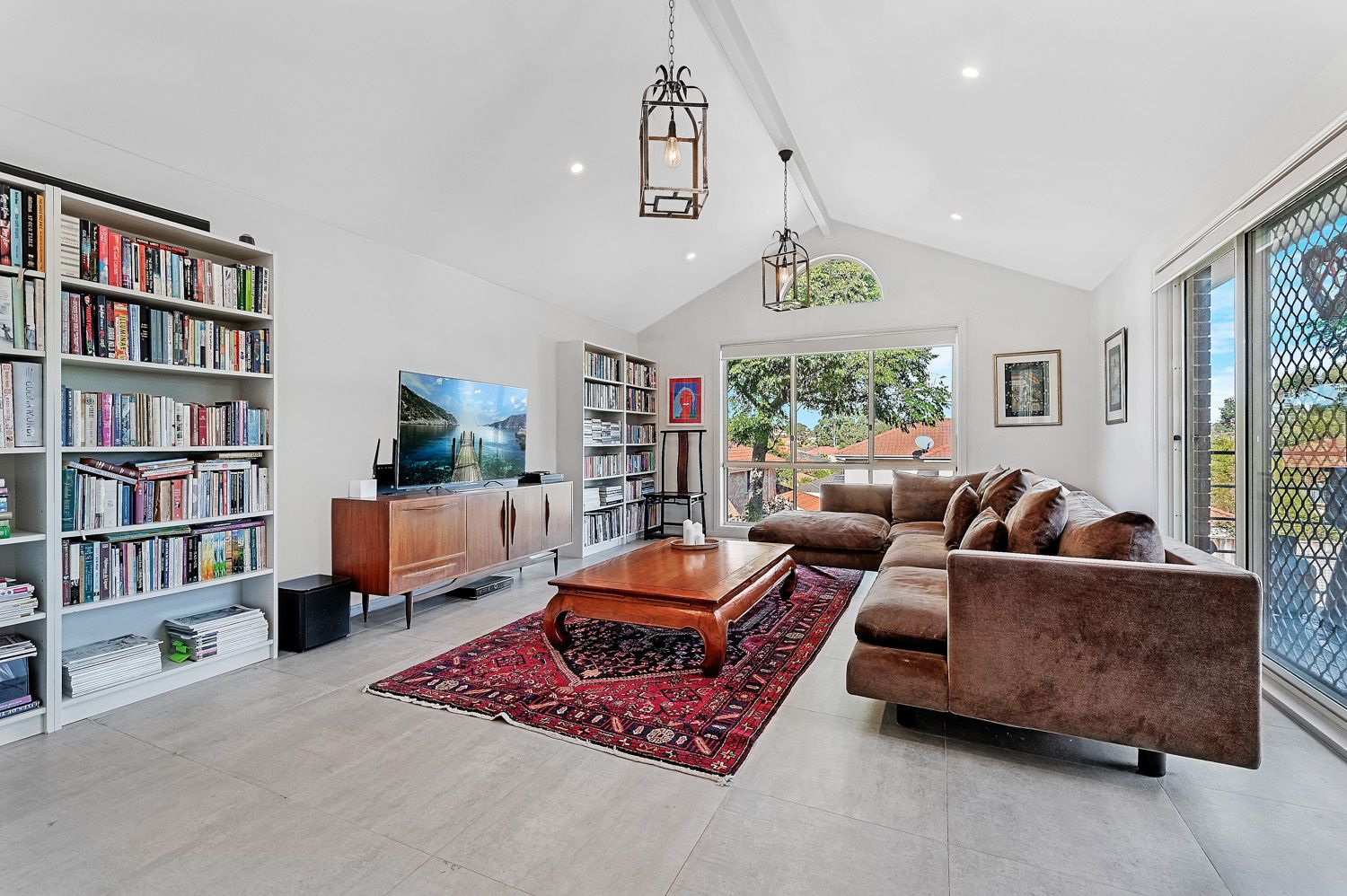 24 McCusker Crescent, Cherrybrook, Cherrybrook - Thumbnail 3