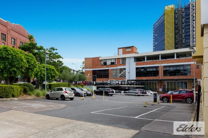 76 Commercial Road, Newstead