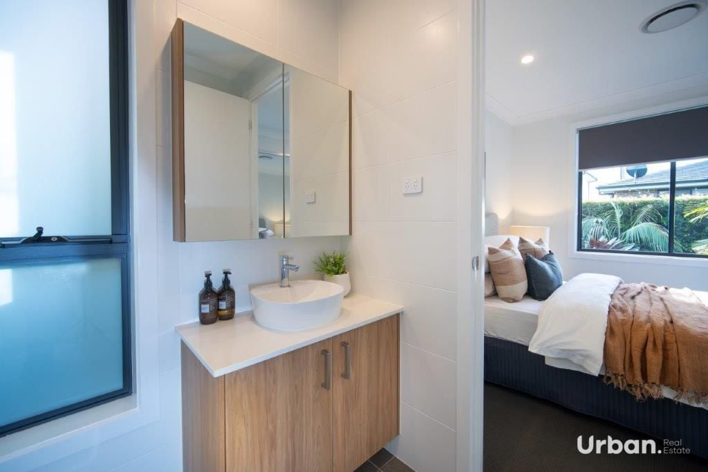 Schofields 27 Lockheed Drive (Nirimba Fields)