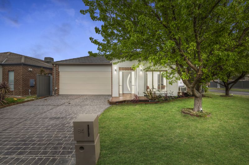 84 Hawkstowe Parade, South Morang