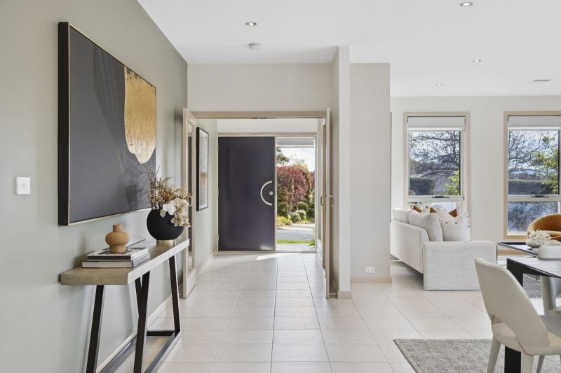 16 Macdonnell Street Yarralumla ACT, Yarralumla - Thumbnail 3