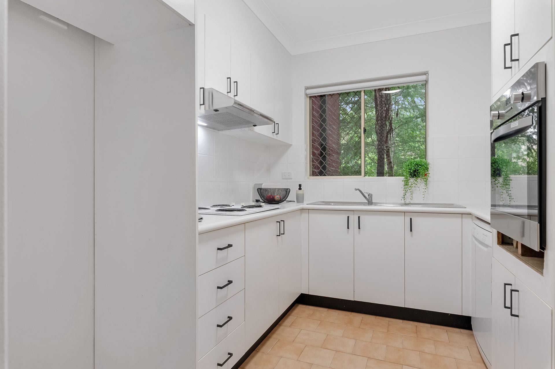 3/2 Bellbrook Avenue, Hornsby, Hornsby - Thumbnail 3
