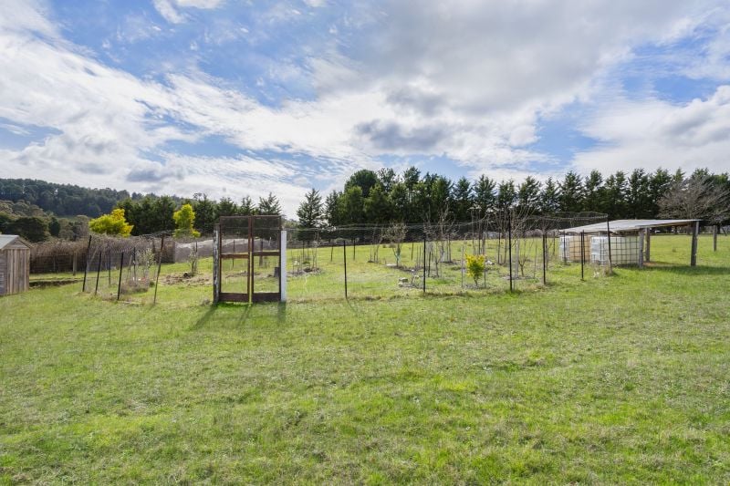 391 Sixth Avenue, Eden Park