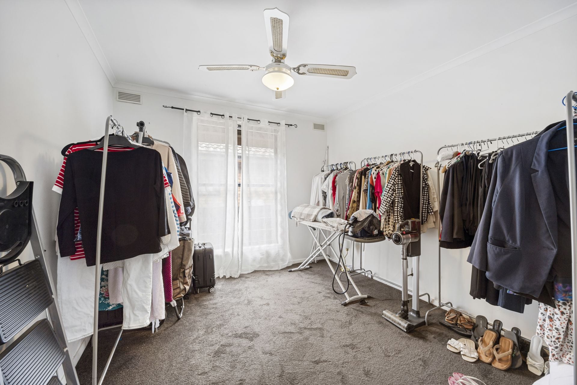 11/209 Leith Street, Under Offer, Redan - Thumbnail 8