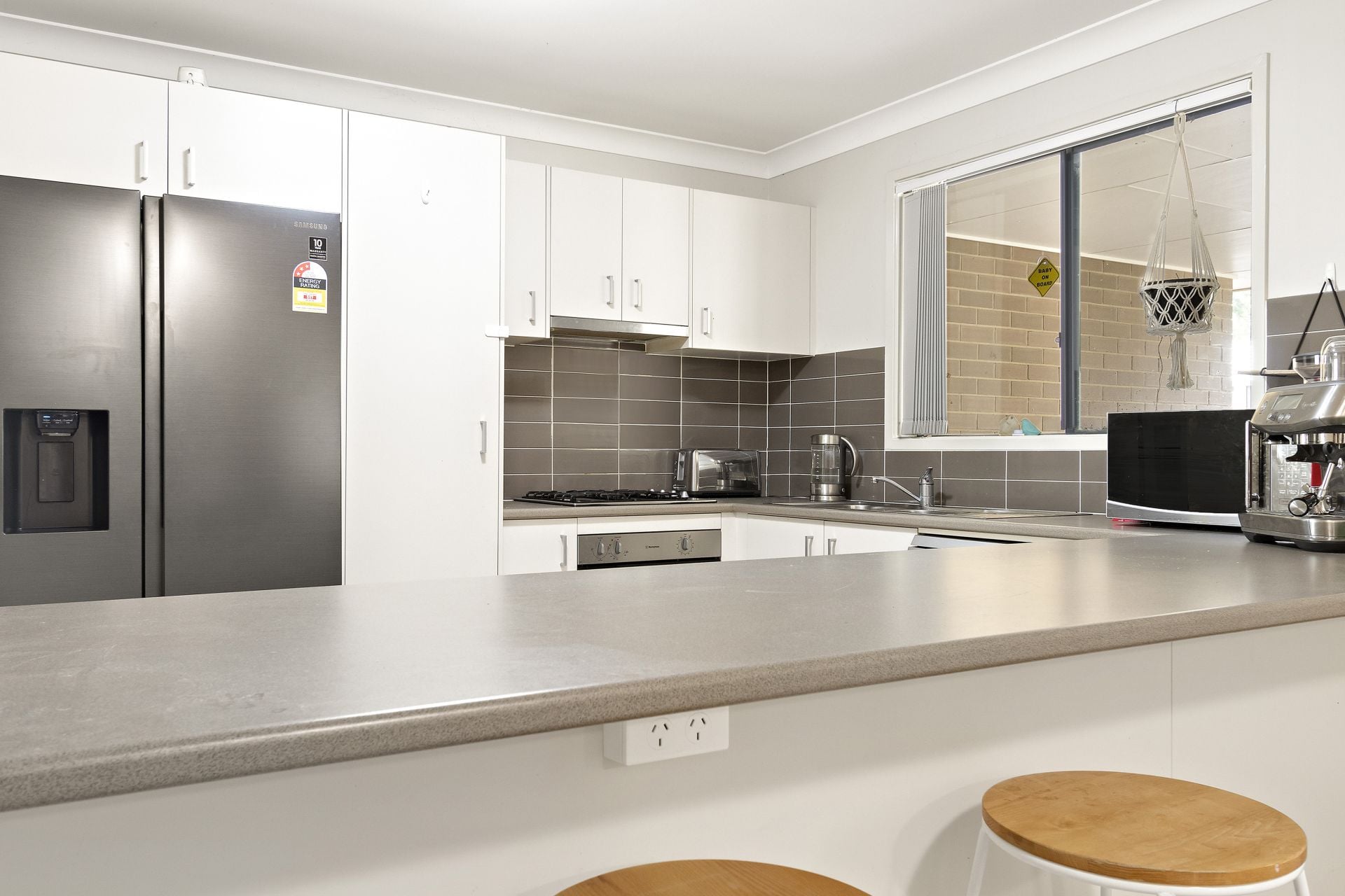 28 Mahogany Crescent, Thornton, Thornton - Thumbnail 2