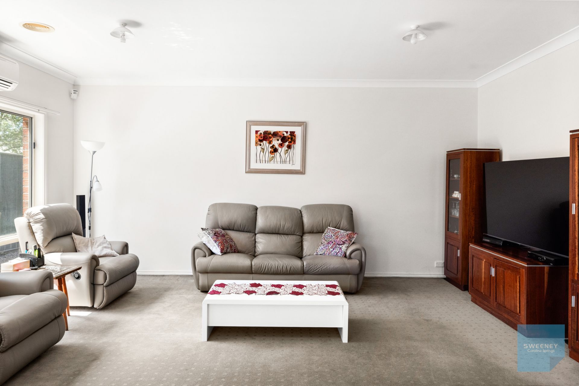 22 Scarvell Crescent, Caroline Springs - Thumbnail 5