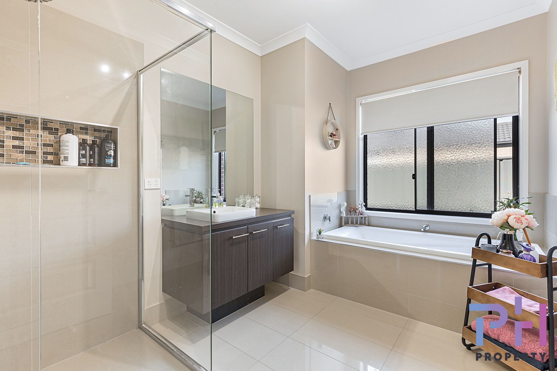 64 Yellowgum Drive EPSOM VIC, Epsom - Thumbnail 8