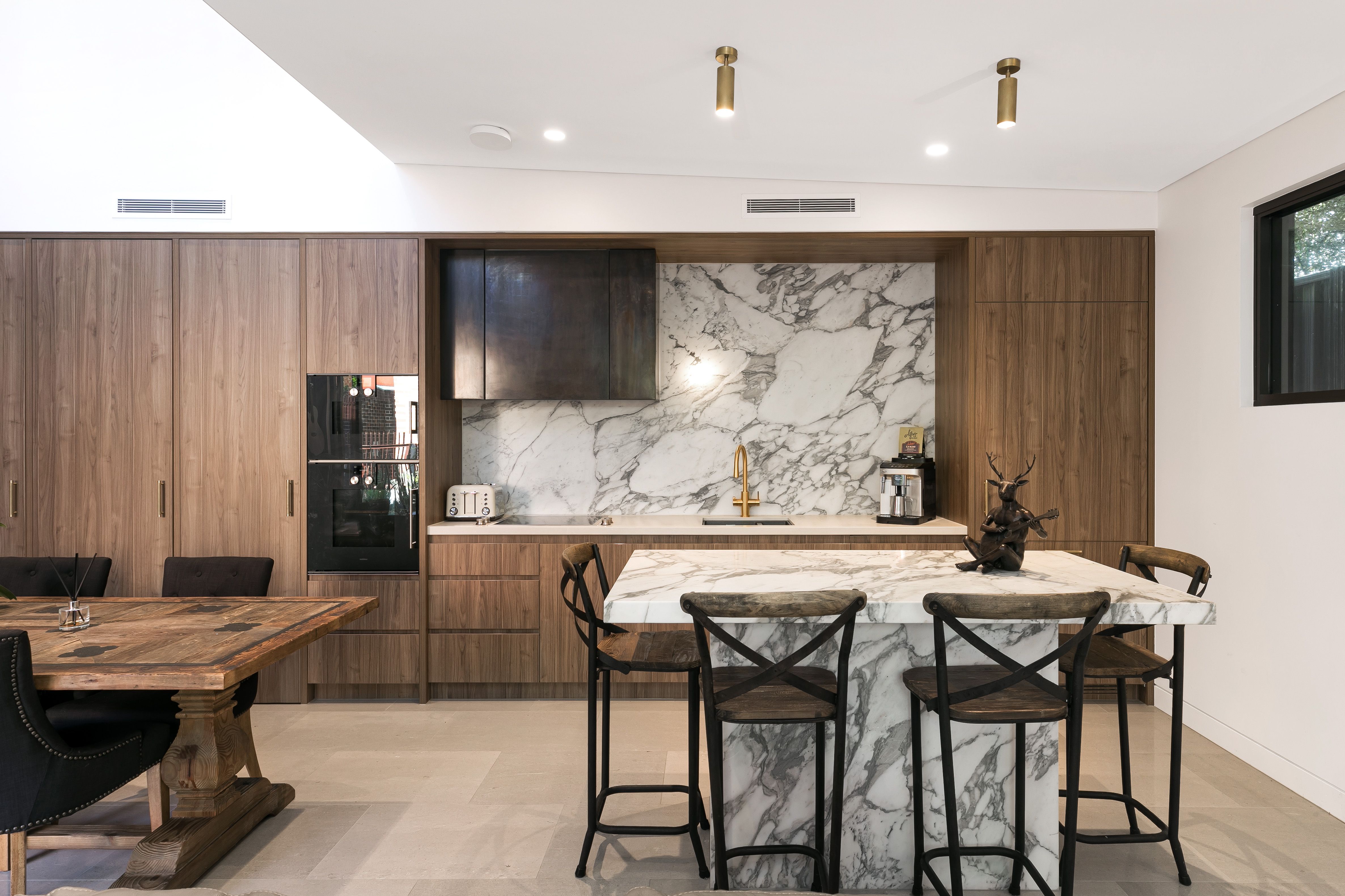 4/12 Wilshire Avenue CRONULLA 2230