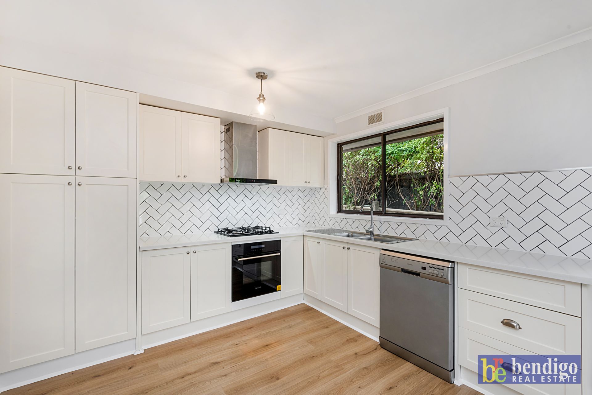 70 Cunneen Street Long Gully VIC, Gully - Thumbnail 4