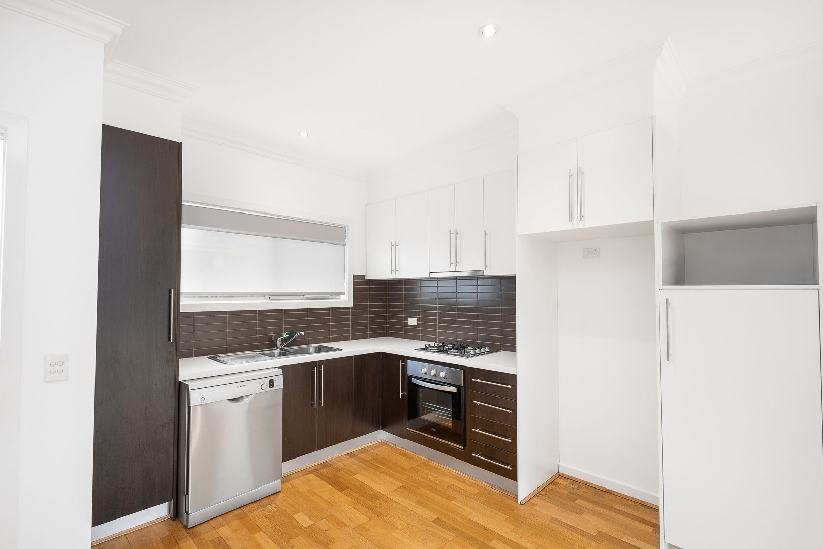 For Lease – Stylish 2-Bedroom Townhouse