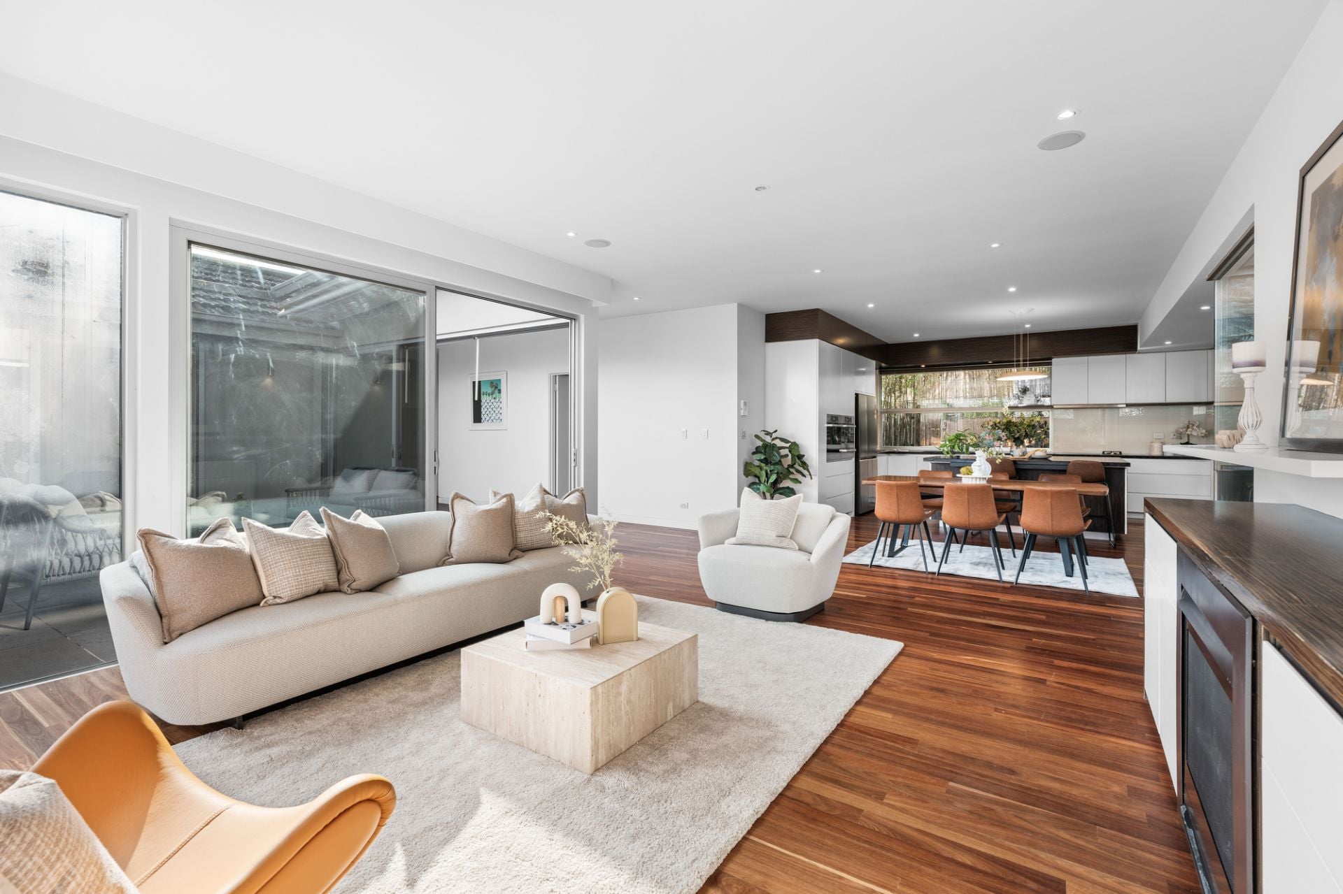 10 Heather Court, Hawthorn East, Hawthorn East - Thumbnail 5