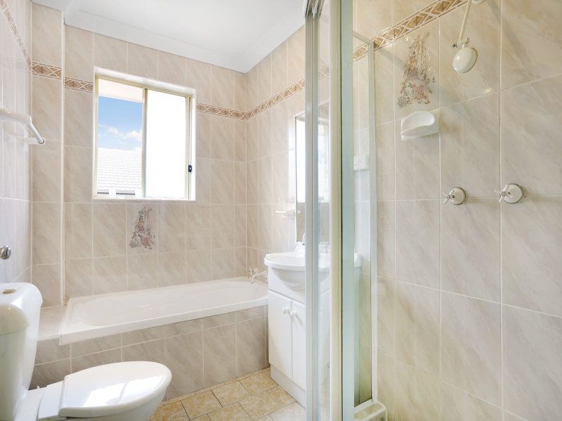 88-92 Yathong Road, CARINGBAH, Caringbah - Thumbnail 5