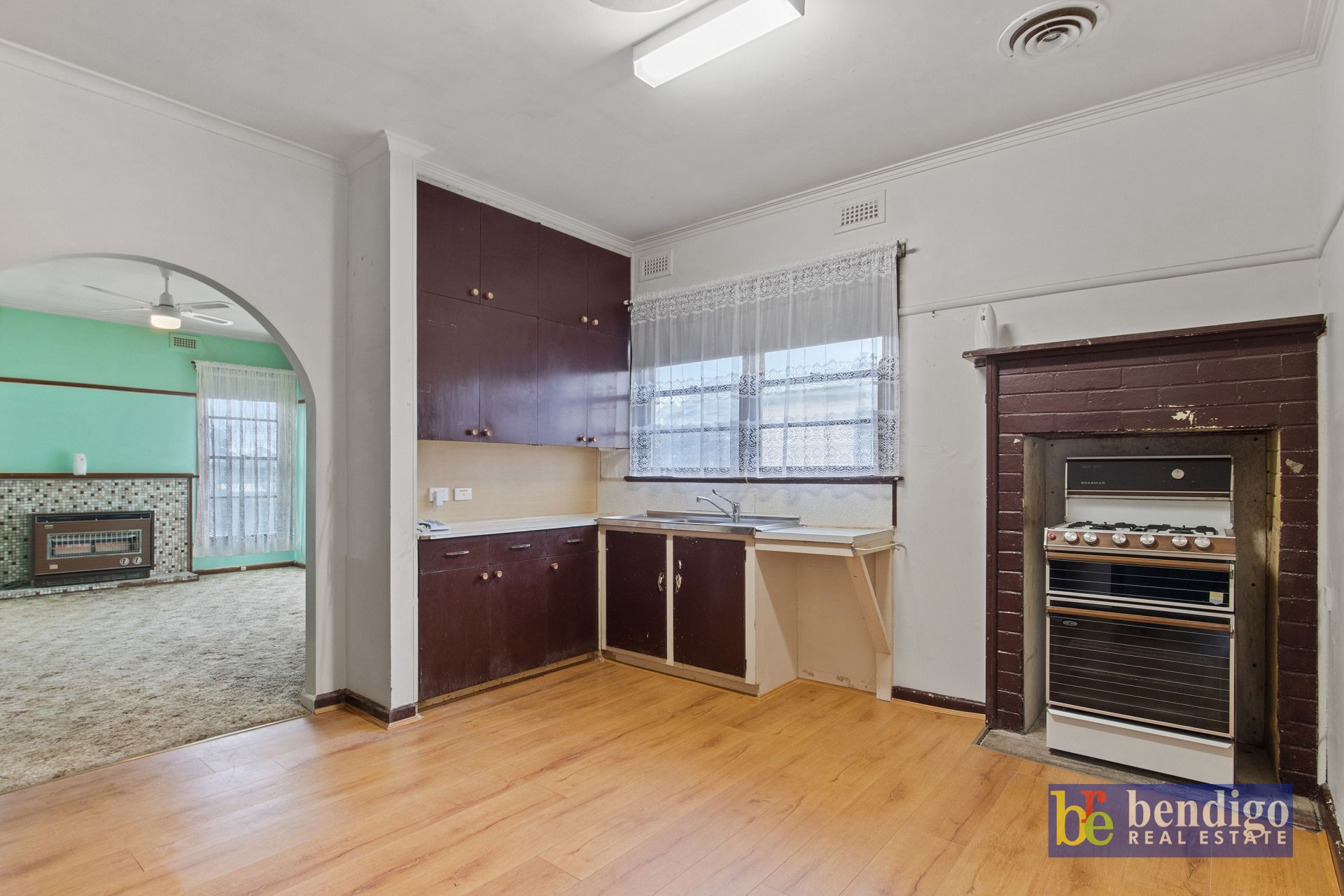 27 Woolcock Avenue Kangaroo Flat VIC, Flat - Thumbnail 4