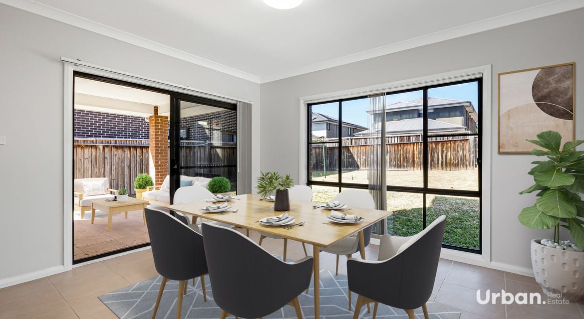 Colebee 5 Segovia Crescent