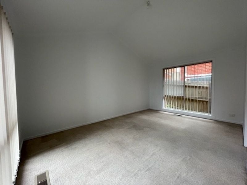 2/60 Hendersons Road, Epping