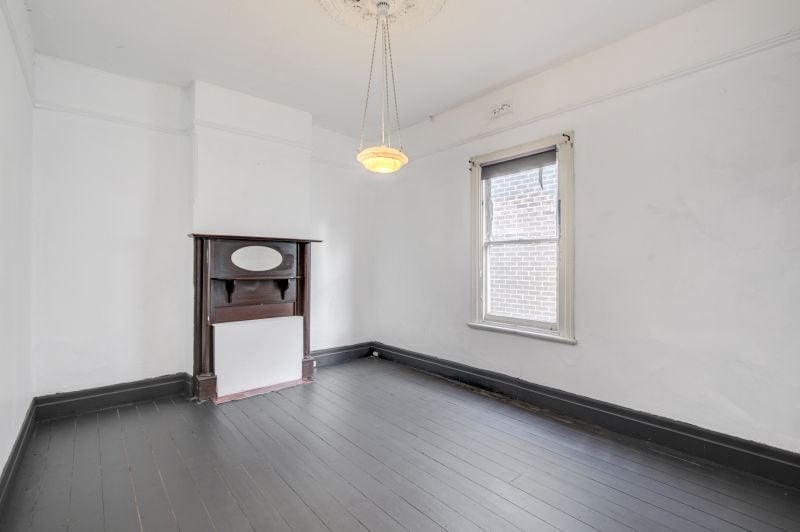 68 Beaconsfield Parade, Northcote