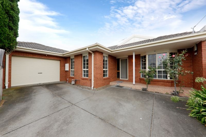 2/43 Richards Street, Lalor