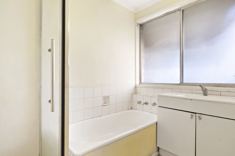 2 Delatite Close, Epping