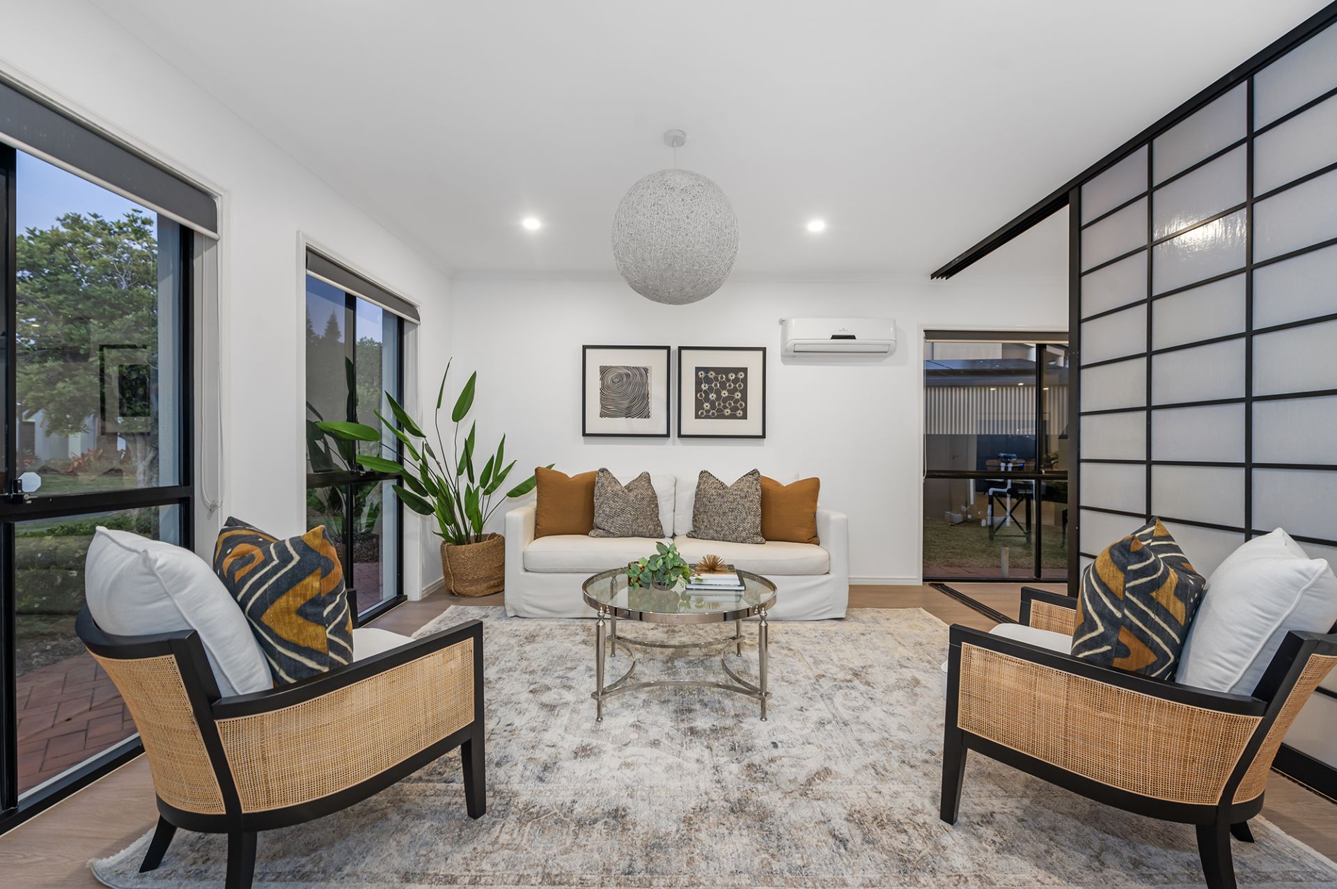4 Sabrina Avenue, Helensvale - Thumbnail 4