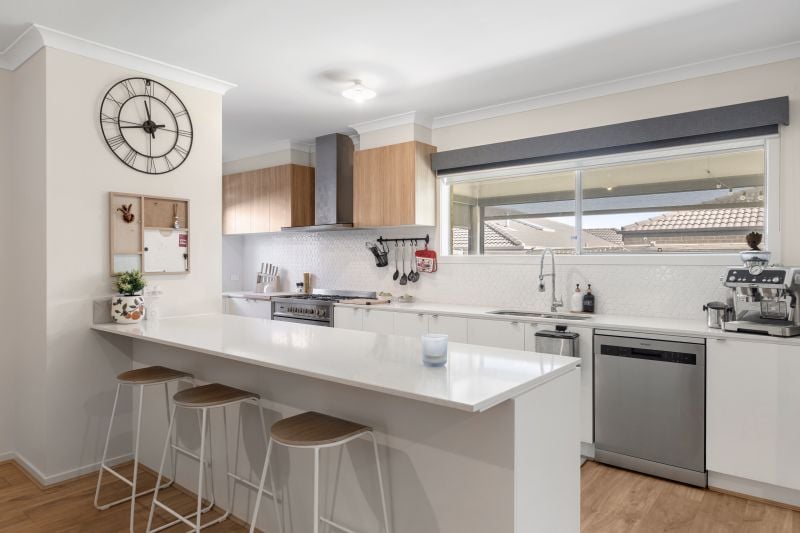 17 Devizes Drive, Wollert