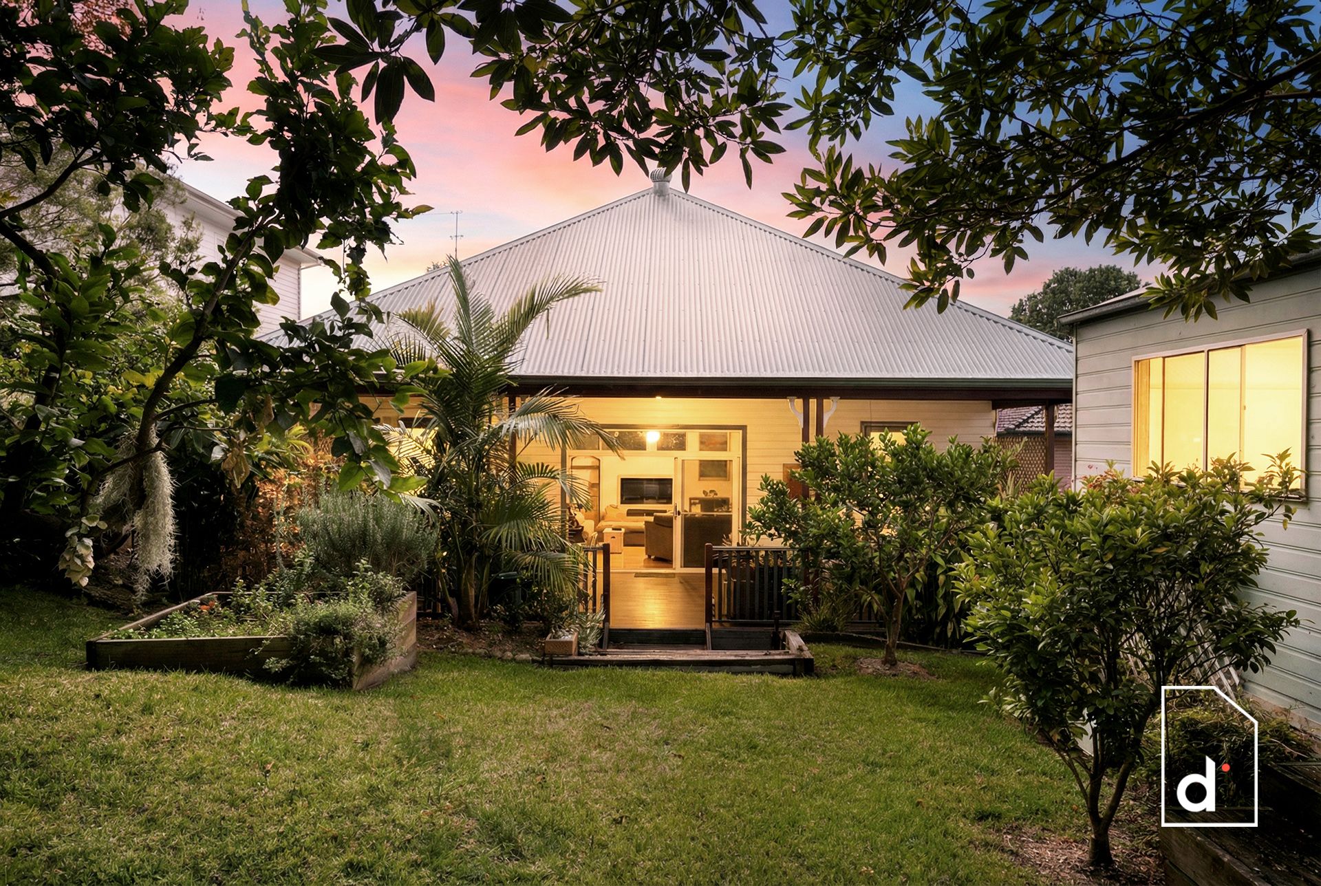 36 Mountain Avenue, Woonona NSW