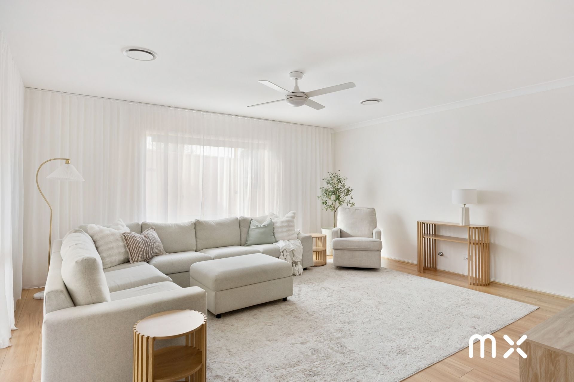19 Reed Park Place, Horsley - Thumbnail 4