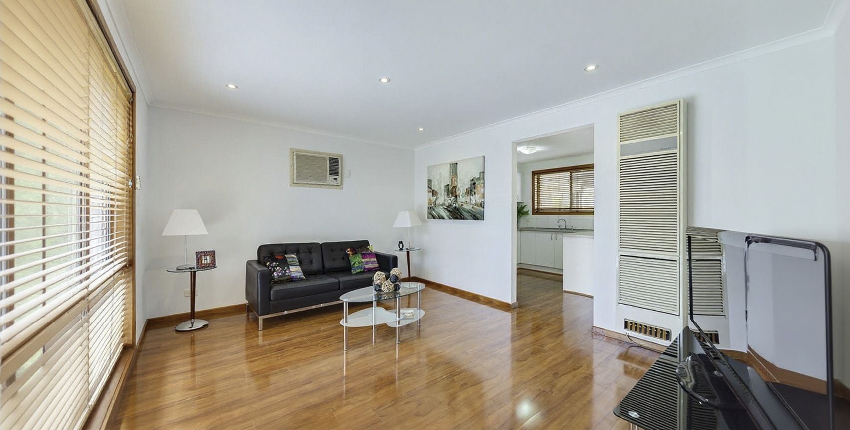 Well-Presented 2-Bedroom Unit with Private Garden