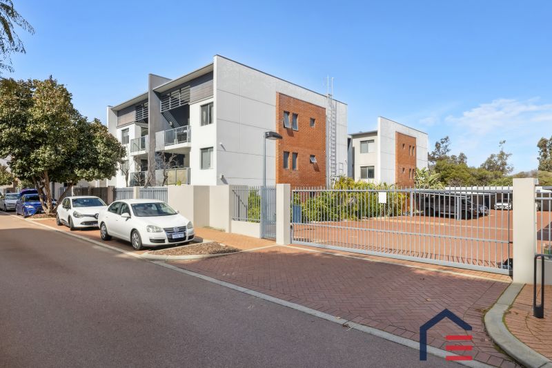 8/11 Tanunda Drive, Rivervale