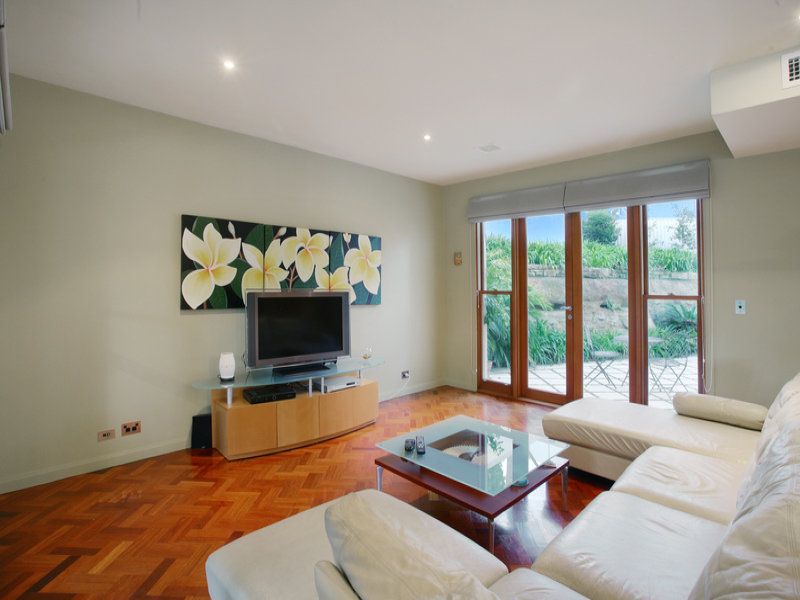 15 Othello Street, KYLE BAY, Kyle Bay - Thumbnail 4