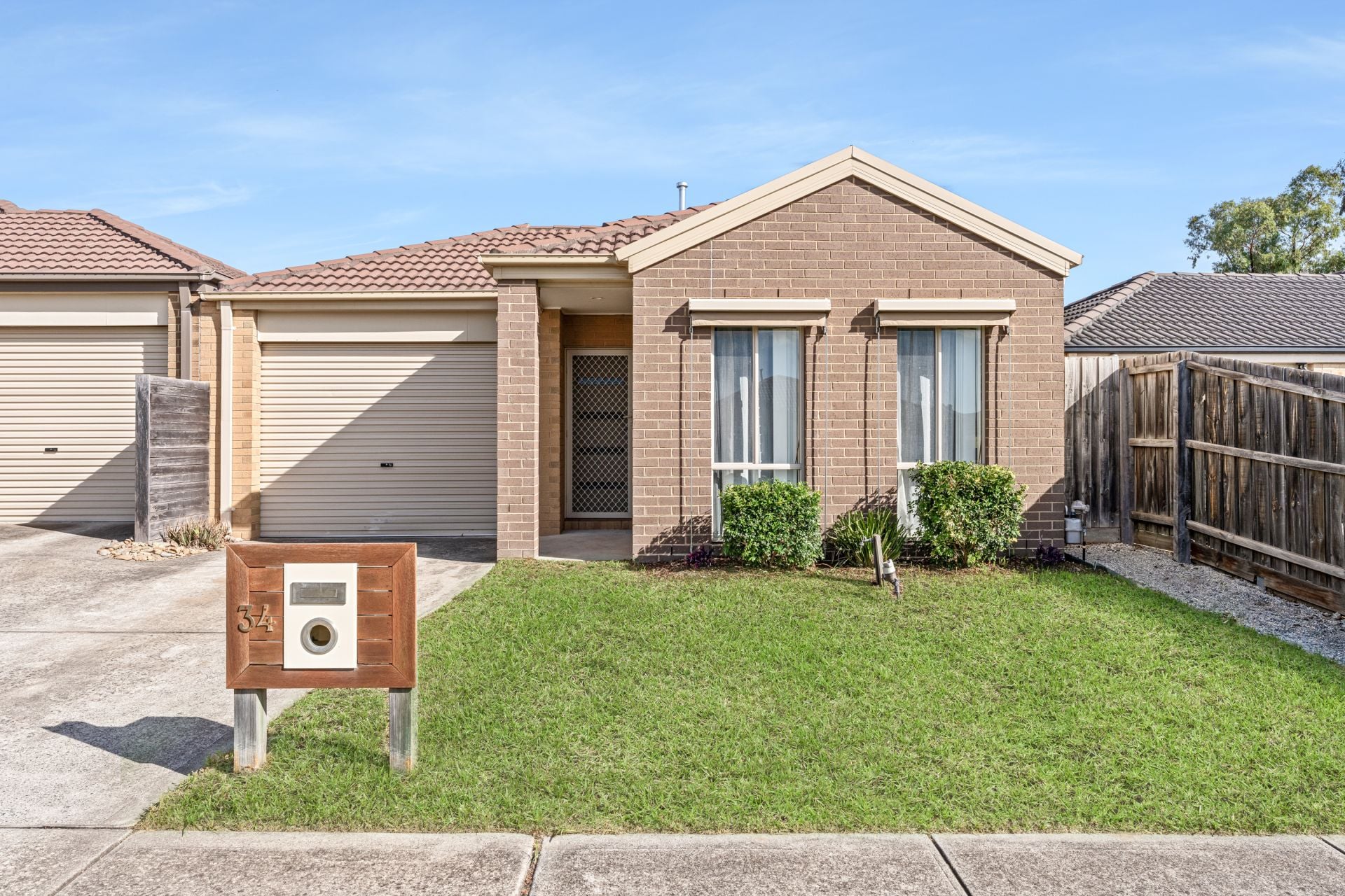 34 Pinewood Drive, Carrum Downs VIC