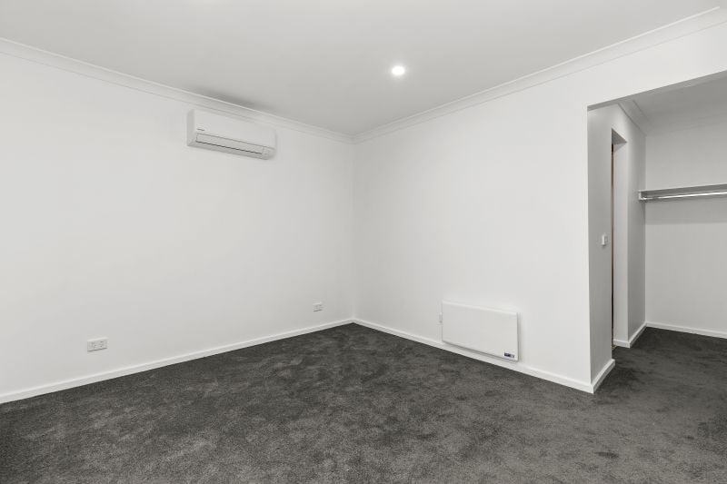 4 Lagi Entrance, Wollert