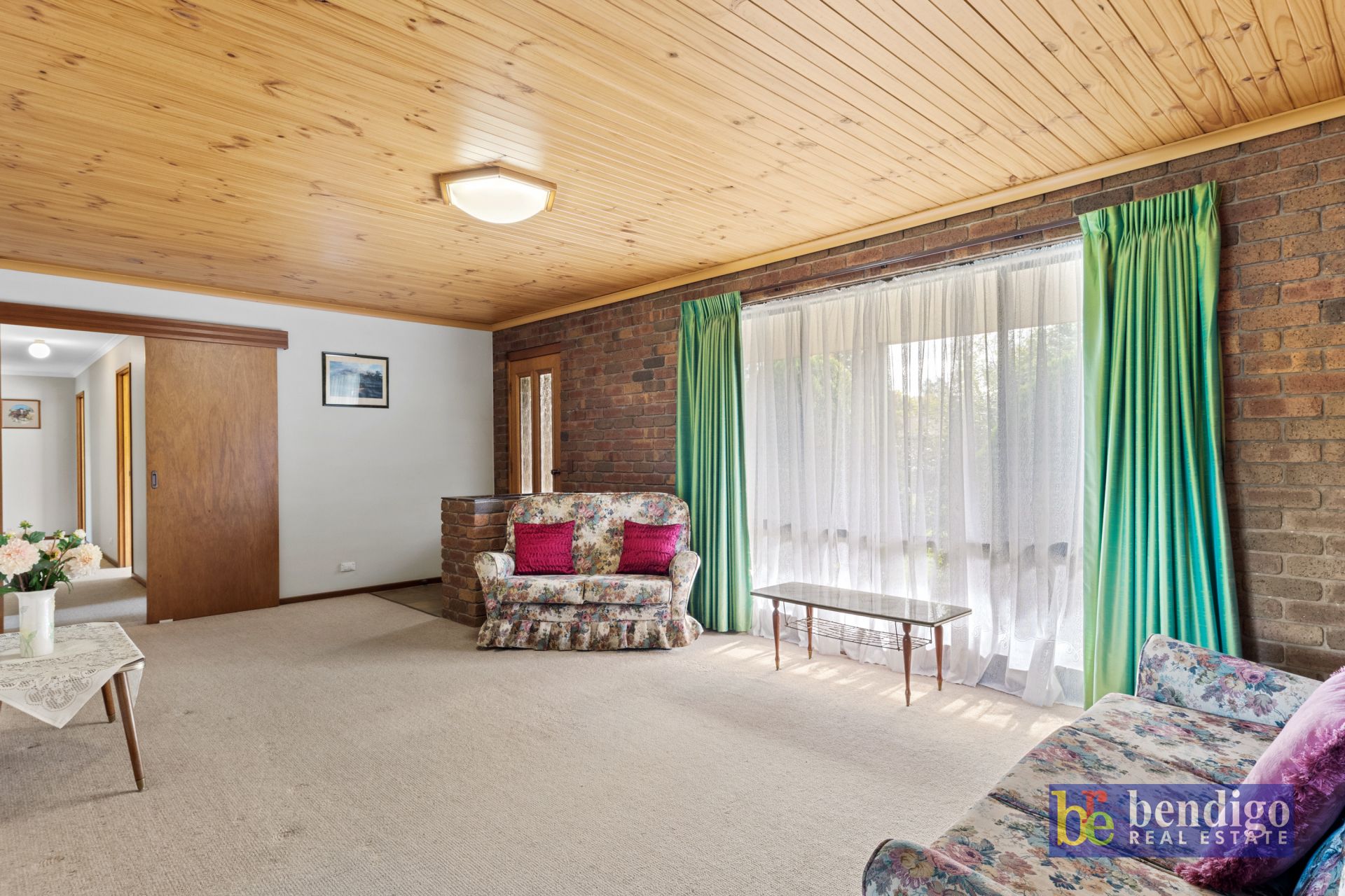 2 Melbury Court Epsom VIC, Epsom - Thumbnail 3