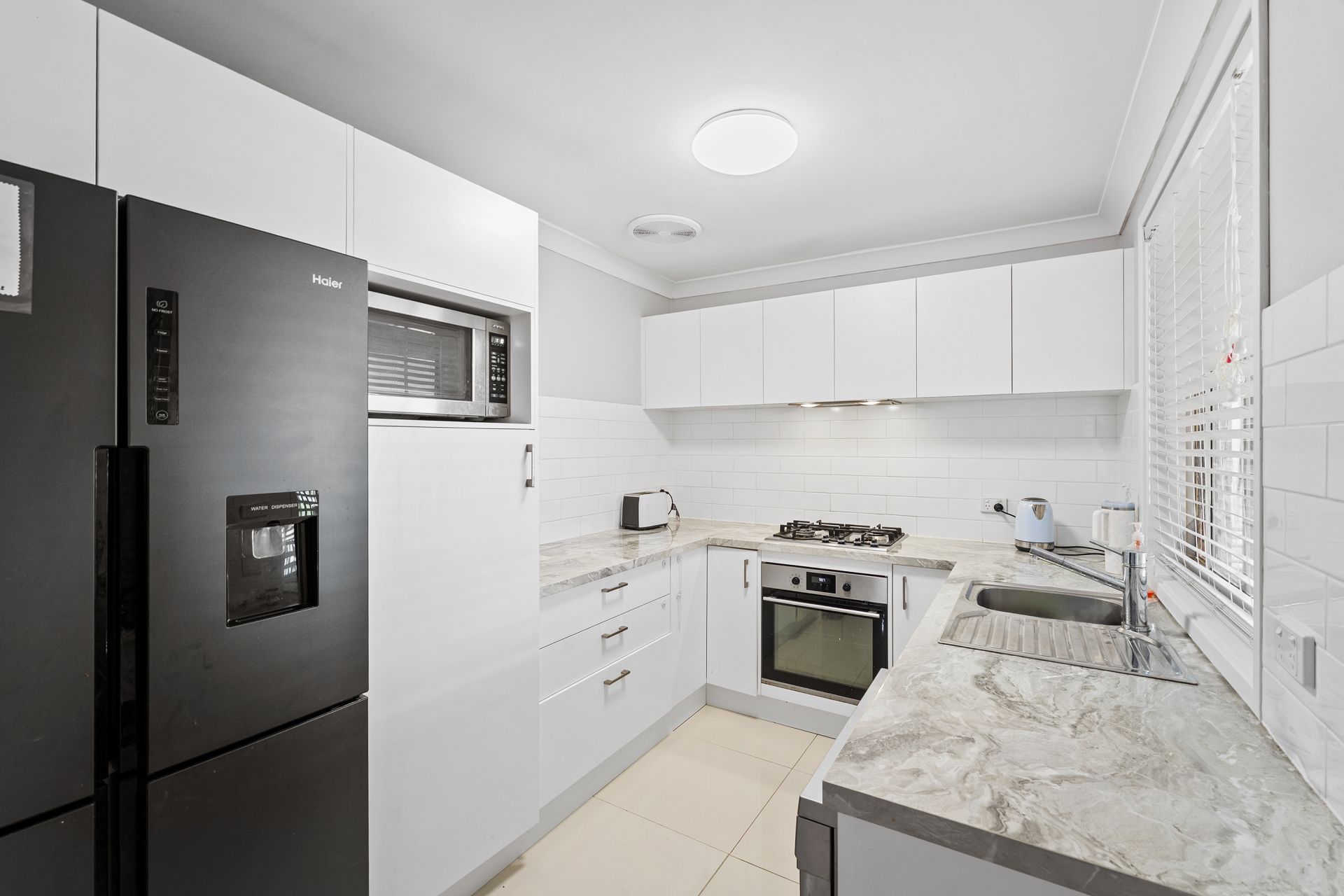72 White Swan Avenue, Blue Haven, Blue Haven - Thumbnail 4