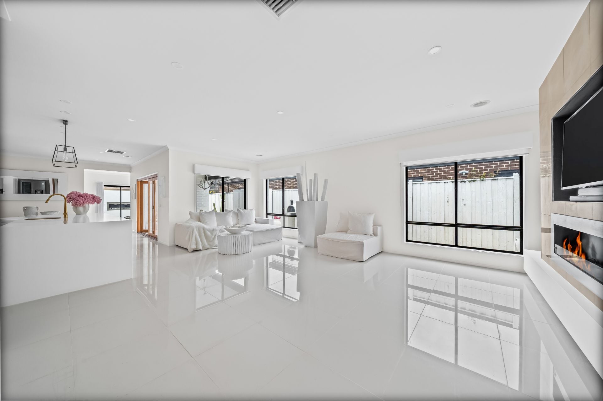86 Riverstone Boulevard, Clyde North VIC, Clyde North - Thumbnail 7