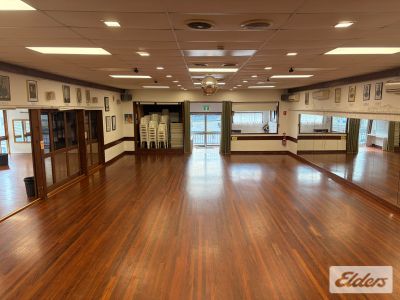 WOOLLOONGABBA OFFICE WITH DEVELOPMENT UPSIDE!